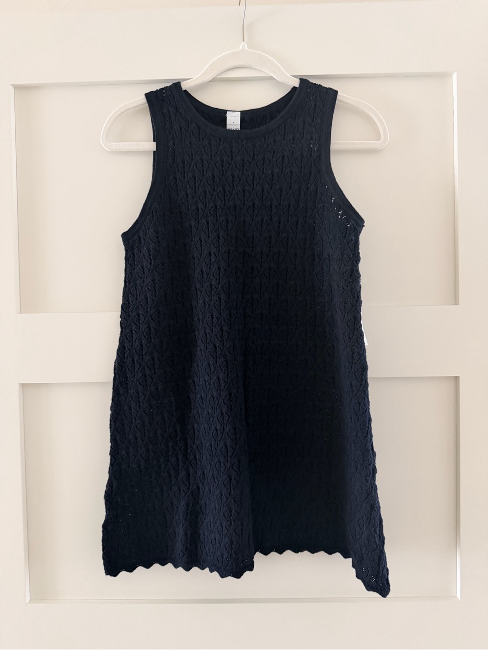 Old Navy Navy Sleeveless Knit A-Line shirt